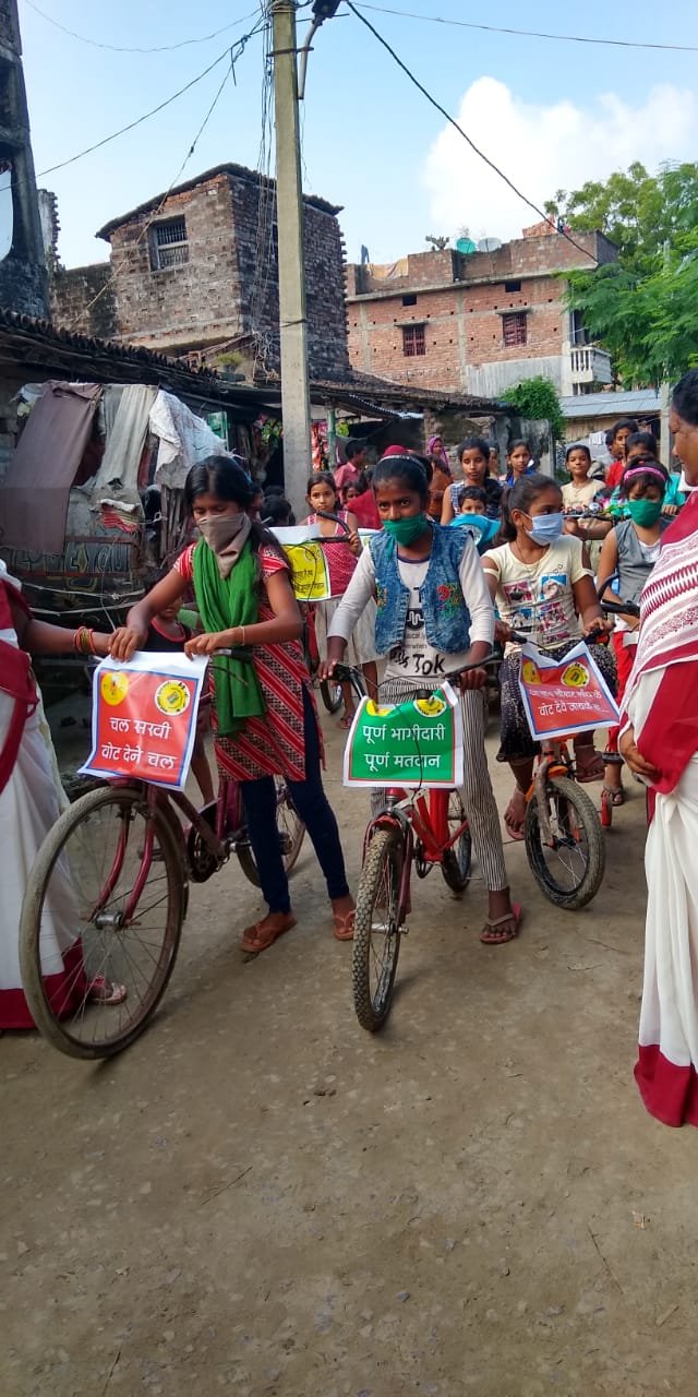 Choodiyaan | खगड़िया में पोषण माह की सफलता को लेकर निकाली गई साइकिल...